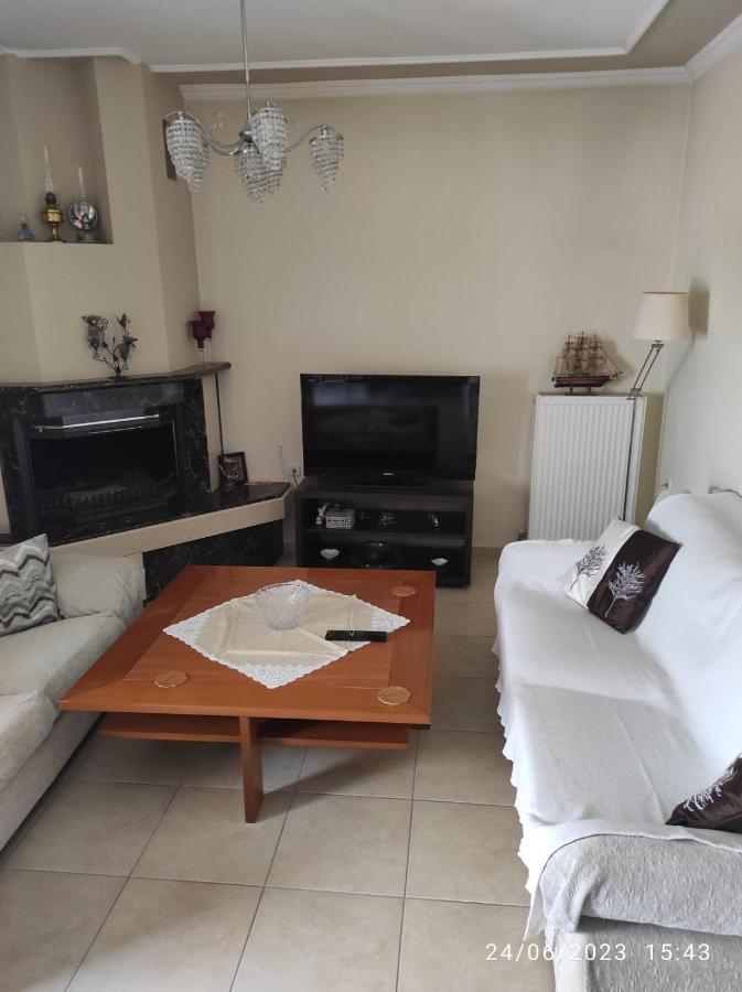 Annashouse Apartment Néa Péramos Екстериор снимка