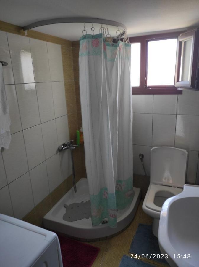 Annashouse Apartment Néa Péramos Екстериор снимка